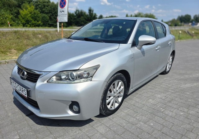 lexus