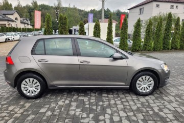 Volkswagen Golf VII